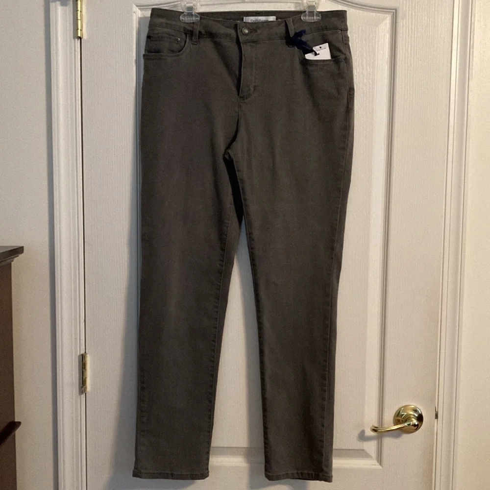 Croft & Barrow Grey Denim Jeans 12 - Picture 2 of 8